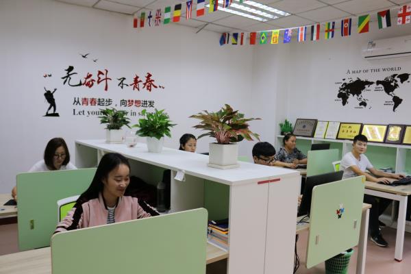 吹泡泡草莓视频APP黄版業務 吹泡泡草莓视频APP黄版業務